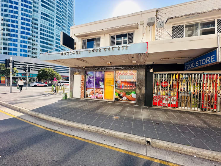 Click to view all images 2997 Surfers Paradise Boulevard Surfers Paradise QLD 4217 - Image 2