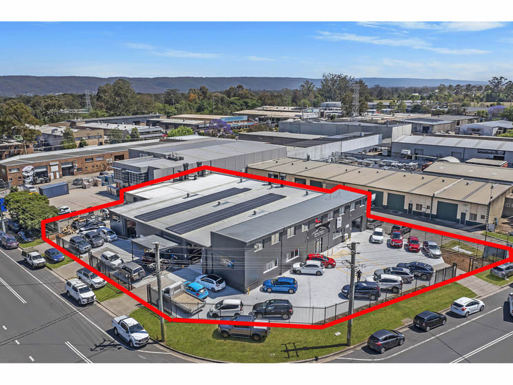 Click to view all images 11 Peachtree Road Penrith NSW 2750 - Image 1