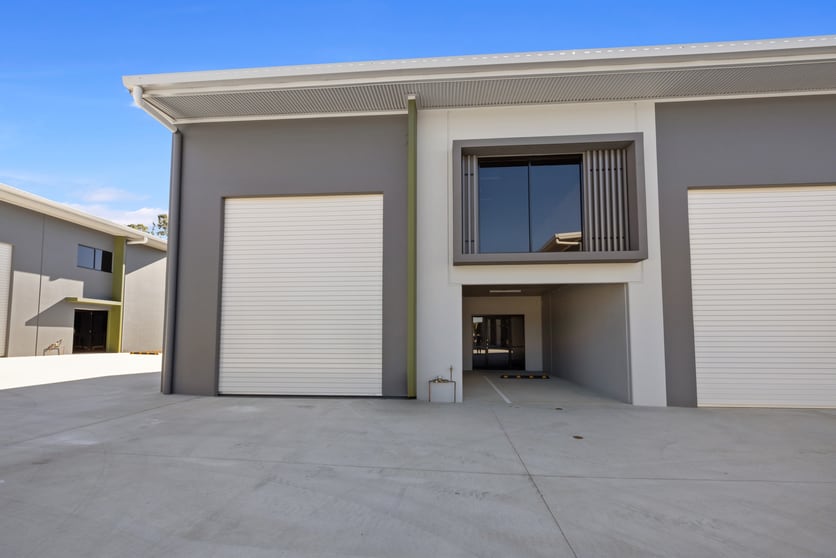 Click to view all images 15/75-77 & 79-81 Jardine Drive Redland Bay QLD 4165 - Image 1