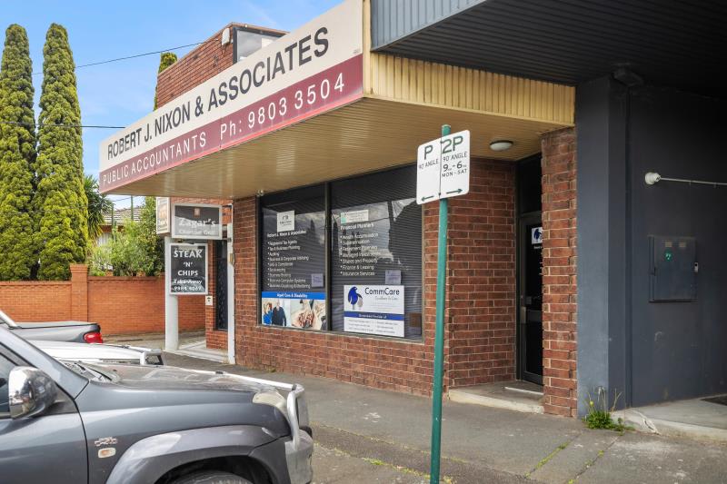 Click to view all images 11 Royton Street Burwood East VIC 3151 - Image 3