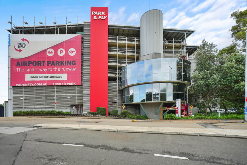 Click to view all images 4&5/1008 Botany Road Mascot NSW 2020 - Image 1