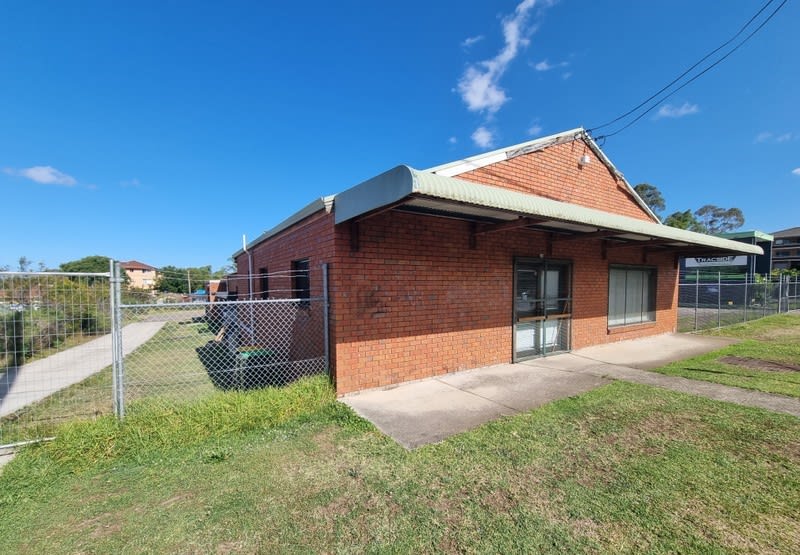Click to view all images 43 Howarth Street Wyong NSW 2259 - Image 3