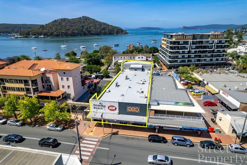 Click to view all images 396 Ocean View Road Ettalong Beach NSW 2257 - Image 1