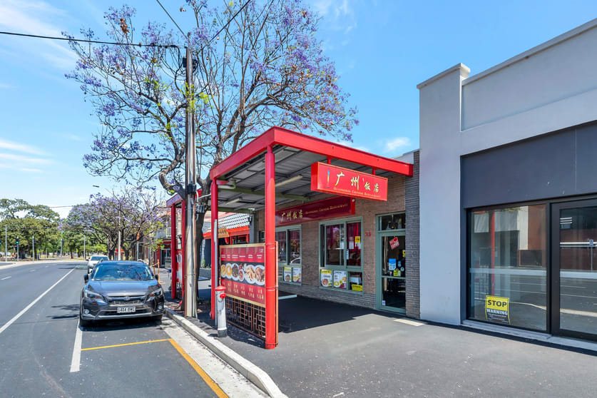 Click to view all images 301-303 Morphett Street Adelaide SA 5000 - Image 1