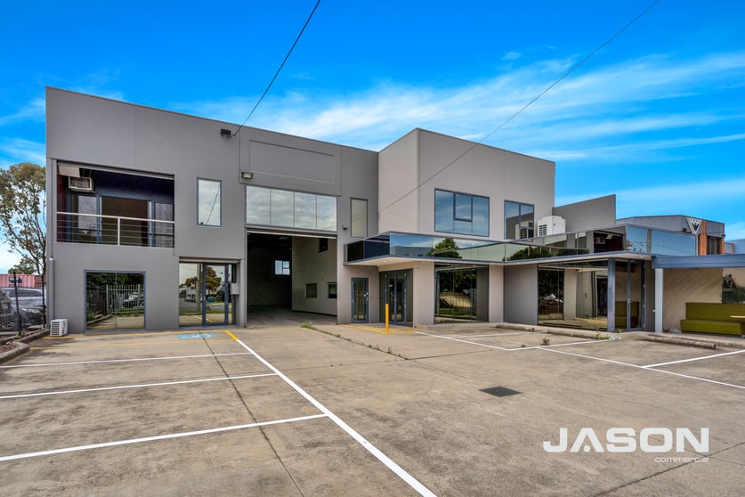 Click to view all images 24 Ovata Drive Tullamarine VIC 3043 - Image 3