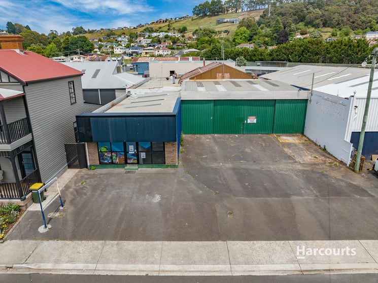 Click to view all images 30 Wellington Street South Burnie TAS 7320 - Image 2