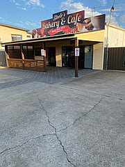 Click to view all images 55 Fitzroy Street Warwick QLD 4370 - Image 3