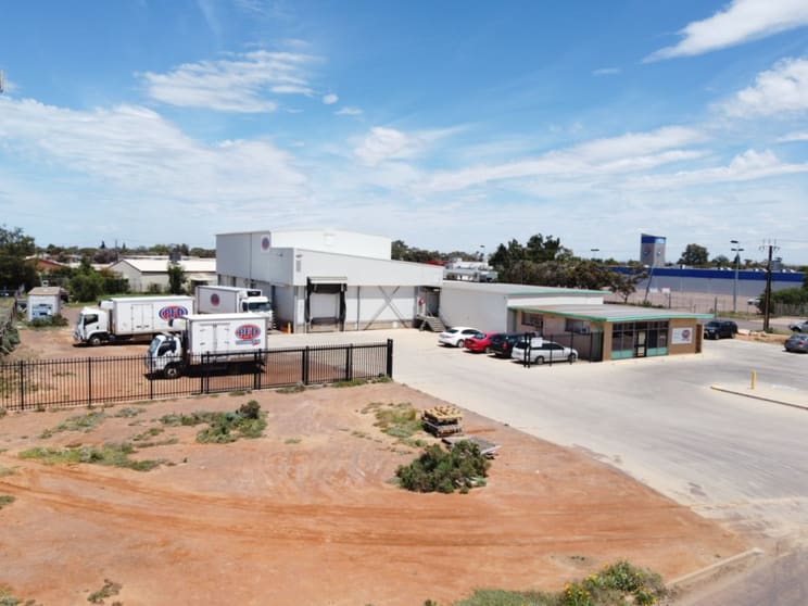 Click to view all images 18 Moran Street Whyalla SA 5600 - Image 1