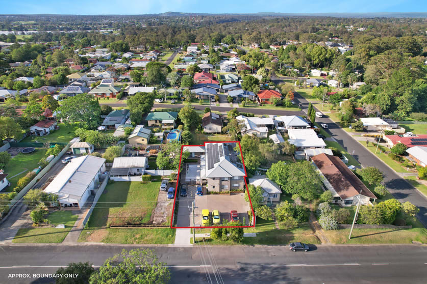 Click to view all images 40 Cambewarra Road Bomaderry NSW 2541 - Image 1