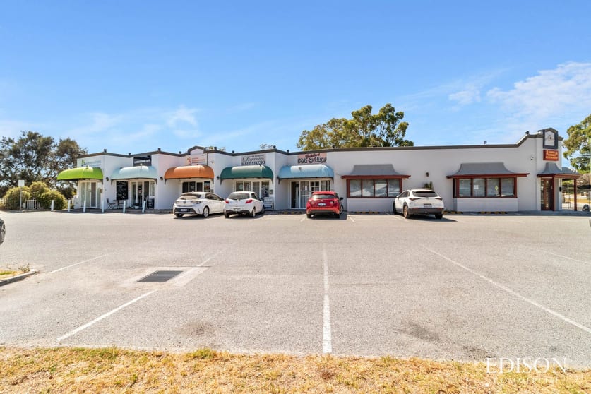 Click to view all images 5/152 Queens Road South Guildford WA 6055 - Image 2