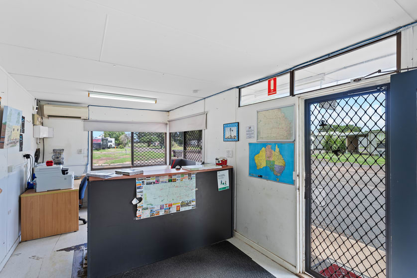 Click to view all images 28 Black Street Dalby QLD 4405 - Image 3