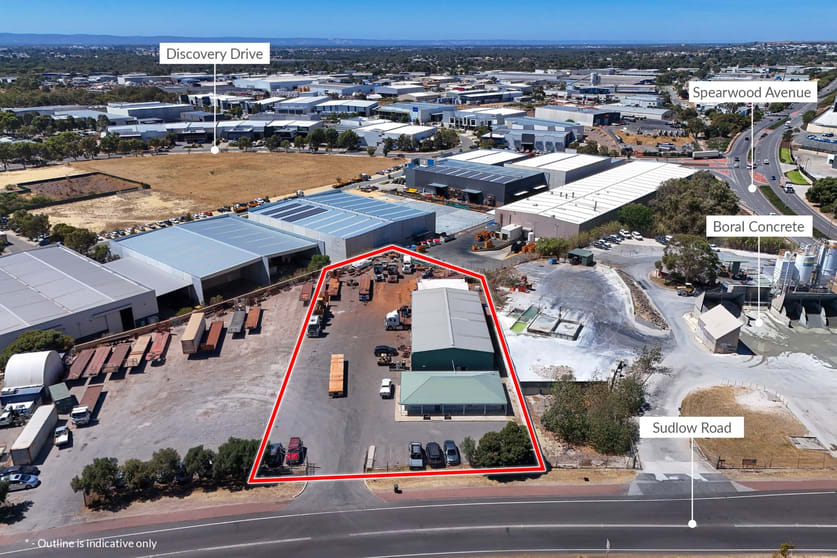 Click to view all images 10 Sudlow Road Bibra Lake WA 6163 - Image 3