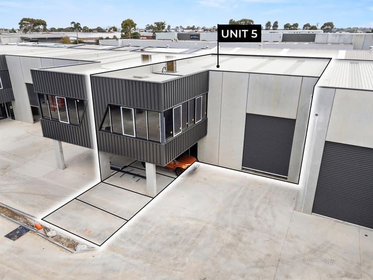Click to view all images 10-20 Christensen Street Cheltenham VIC 3192 - Image 2