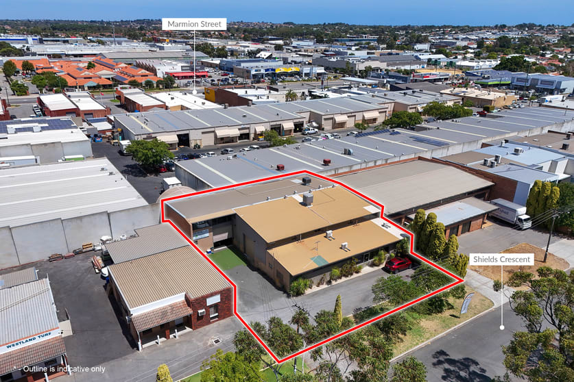 Click to view all images 27 Shields Crescent Booragoon WA 6154 - Image 1