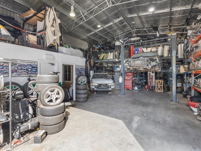 Click to view all images Unit 2/47 Bonville Avenue Thornton NSW 2322 - Image 2