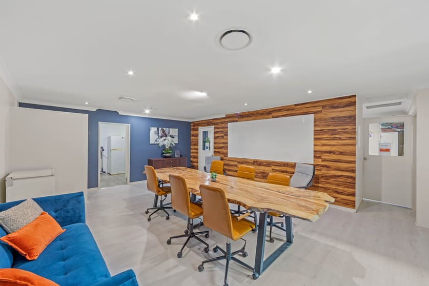 Click to view all images Biggera Waters QLD 4216 - Image 3