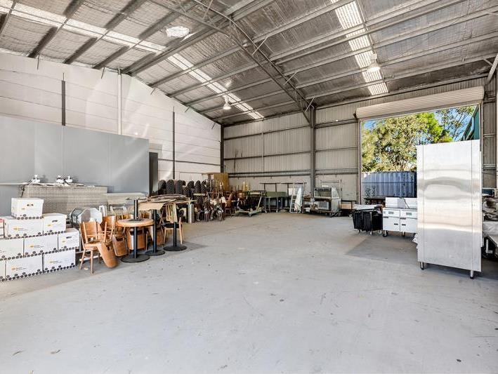 Click to view all images Unit 5/9 Arnhem Close Gateshead NSW 2290 - Image 2