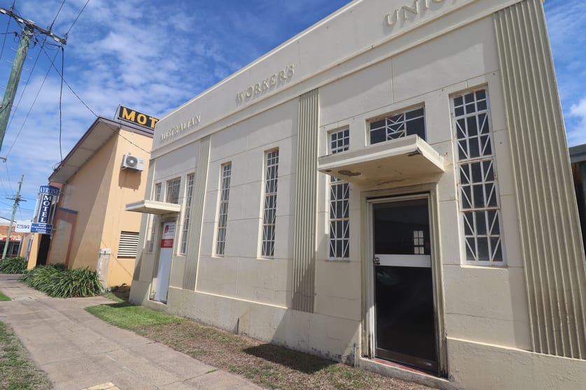 Click to view all images 127 Edwards Street Ayr QLD 4807 - Image 1