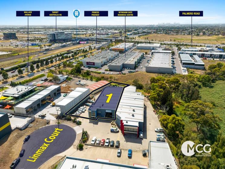 Click to view all images 1/17 Linmax Court Point Cook VIC 3030 - Image 1