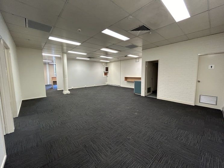 Click to view all images 8G/169 Newcastle Street Fyshwick ACT 2609 - Image 3