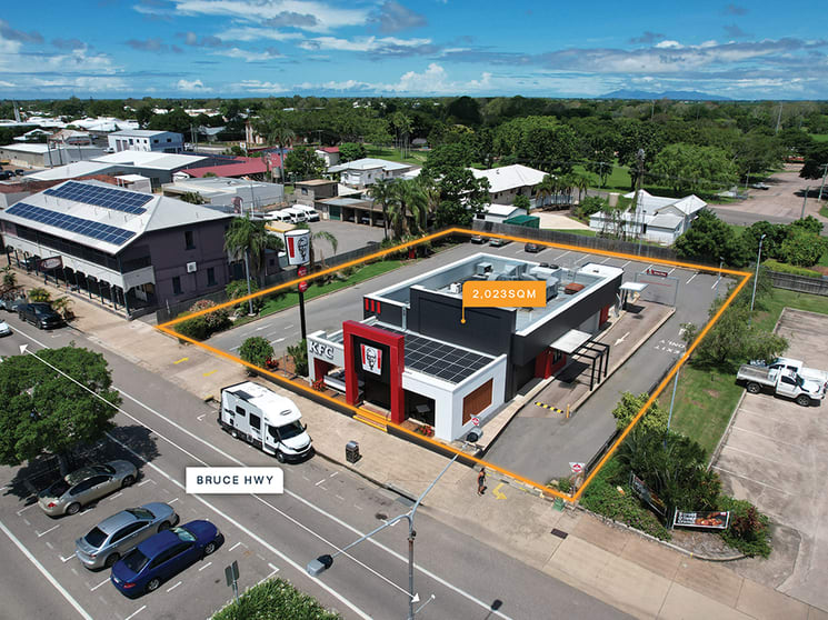 Click to view all images 212-218 Queen Street Ayr QLD 4807 - Image 2