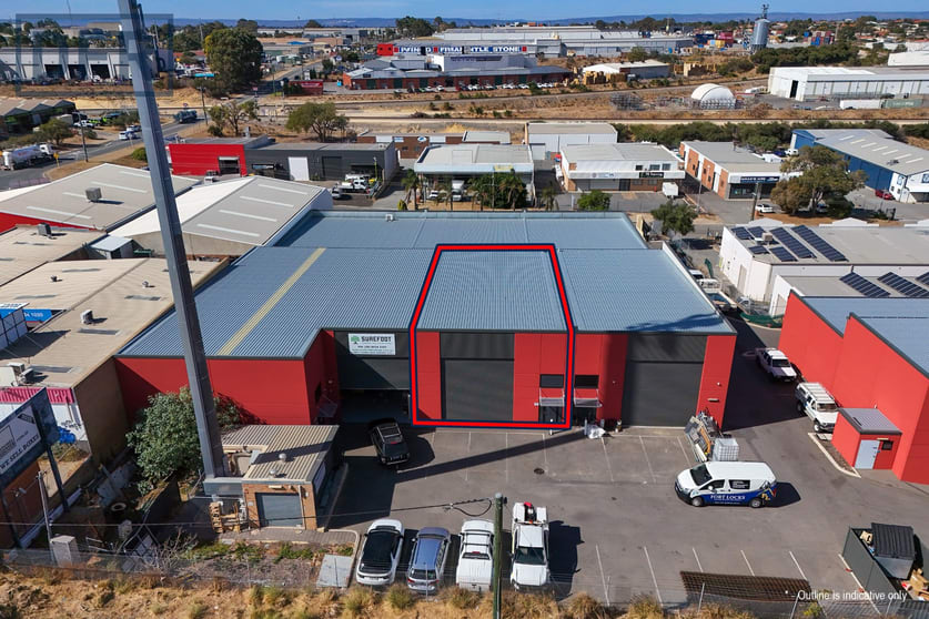 Click to view all images 5/3 Dobra Road Yangebup WA 6164 - Image 1