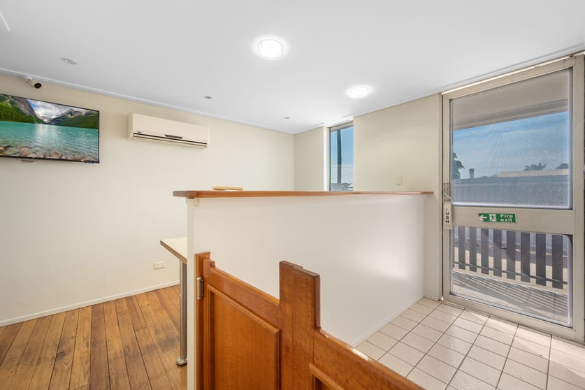 Click to view all images 10 Jackson Street Garbutt QLD 4814 - Image 2