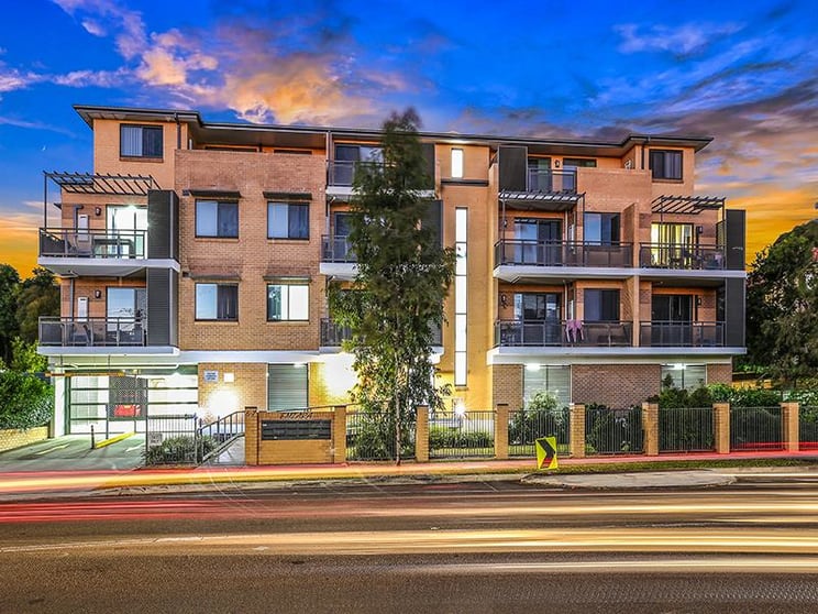 Click to view all images 5-7 Windsor Road Merrylands NSW 2160 - Image 3