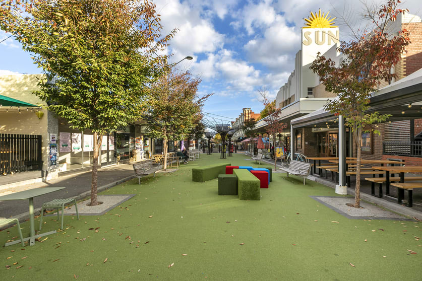Click to view all images 5 - 7 Ballarat Street Yarraville VIC 3013 - Image 3