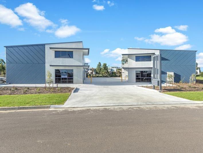 Click to view all images Unit 2/46 Spitfire Place Rutherford NSW 2320 - Image 1