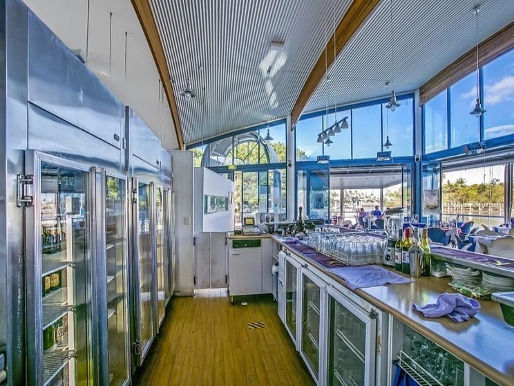 Click to view all images 118 Wharf Street Tweed Heads NSW 2485 - Image 3