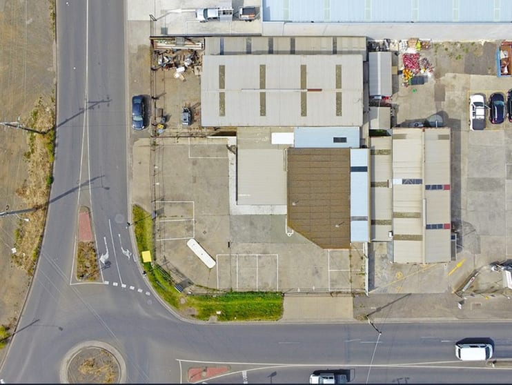 Click to view all images 9-11 Separation Street North Geelong VIC 3215 - Image 1