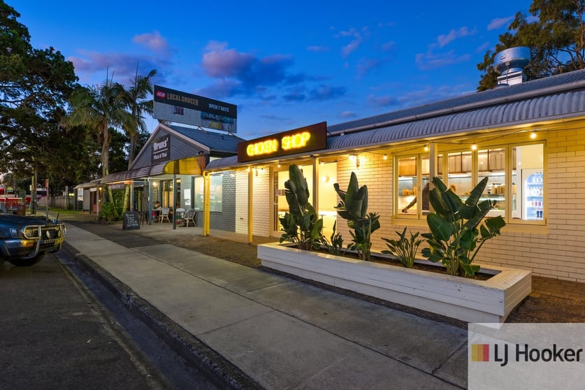 Click to view all images 2/19 Booyun Street Brunswick Heads NSW 2483 - Image 3