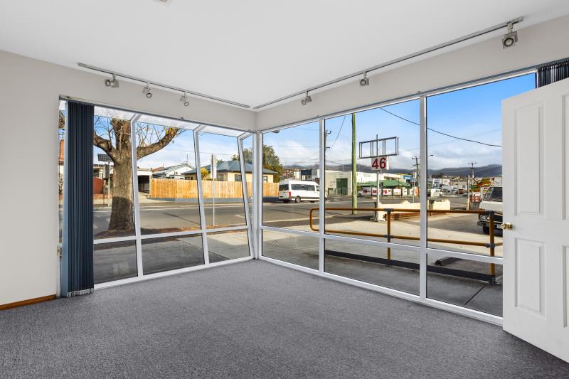 Click to view all images 46 Derwent Park Road Derwent Park TAS 7009 - Image 2