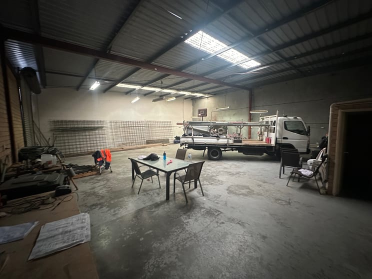 Click to view all images 2/11 Cusack Road Malaga WA 6090 - Image 3