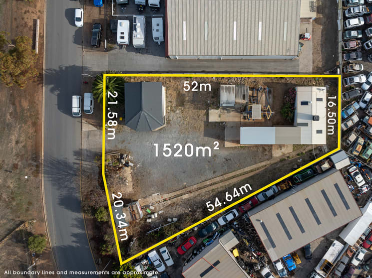 Click to view all images 28 Donegal Road Lonsdale SA 5160 - Image 1