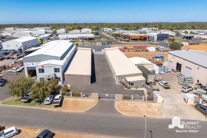 Click to view all images 2/11 Marchant Street Davenport WA 6230 - Image 1