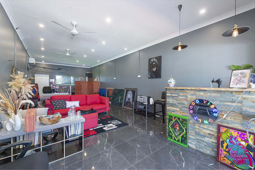 Click to view all images Shop 9/9-13 Main Western Road Tamborine Mountain QLD 4272 - Image 1