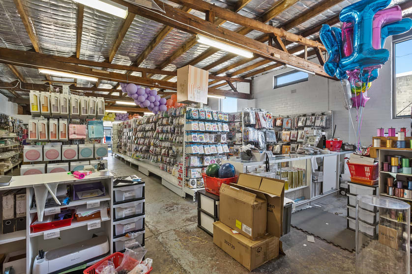 Click to view all images 101 swan street Wollongong NSW 2500 - Image 3