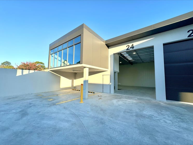 Click to view all images 24/15 Jubilee Avenue Warriewood NSW 2102 - Image 3