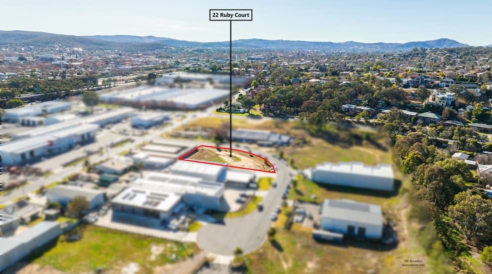 22 Ruby Court East Albury NSW 2640 - Image 3