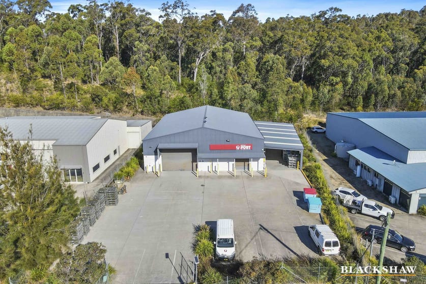 Click to view all images 66 Cranbrook Road Batemans Bay NSW 2536 - Image 2