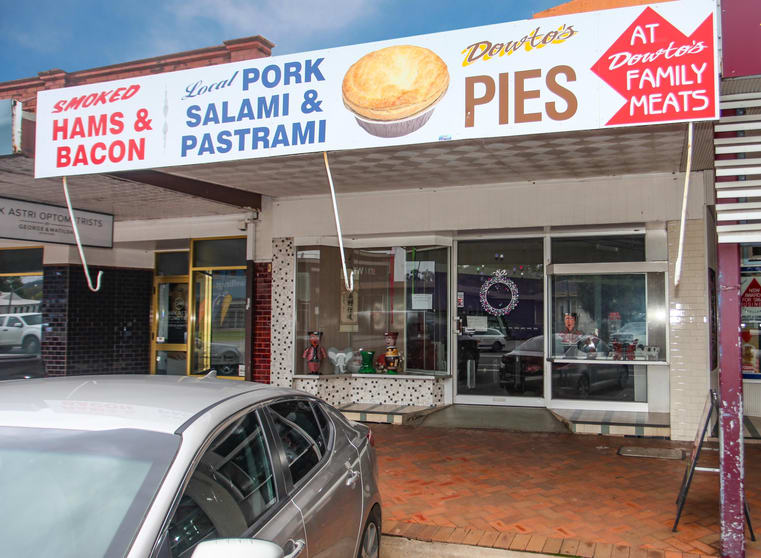 5 & 6 Nanima Cresent Wellington NSW 2820 - Image 2
