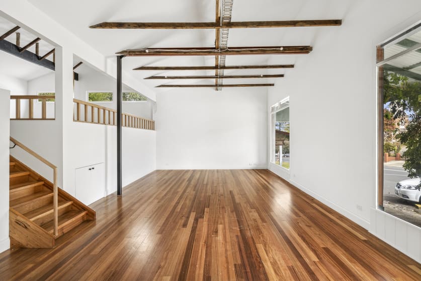 Click to view all images 105 Vincent Street Daylesford VIC 3460 - Image 1