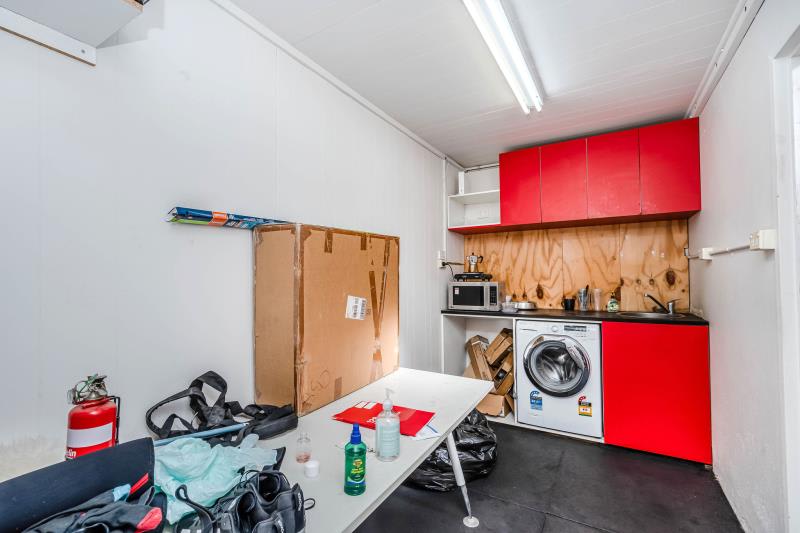 Click to view all images Ground Unit 9/49 Townsville Street, Fyshwick ACT 2609 - Image 3