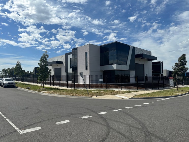Click to view all images 21 Jutland Way Epping VIC 3076 - Image 3