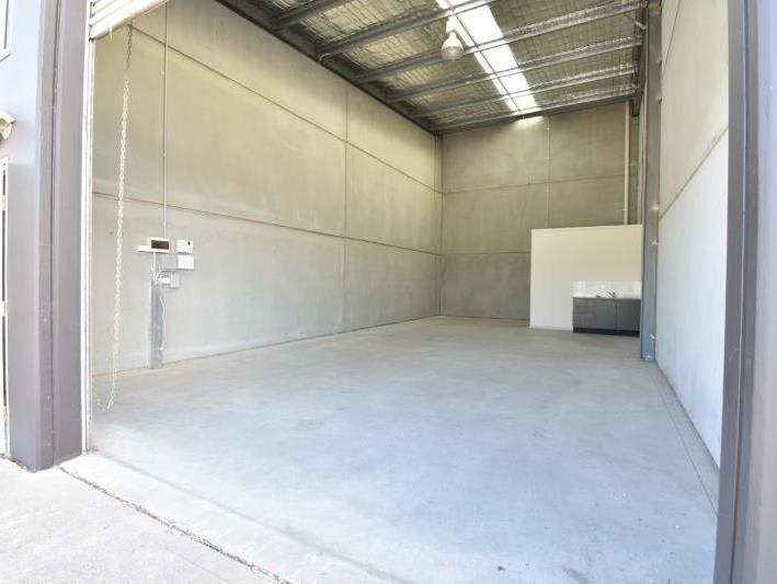 Click to view all images Unit 9/3 Frost Drive Mayfield West NSW 2304 - Image 2