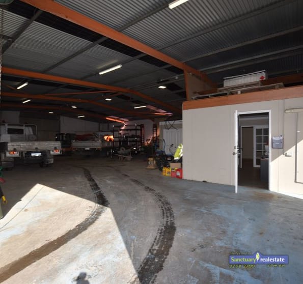 Click to view all images 1/1 Pratt Court Maddington WA 6109 - Image 3