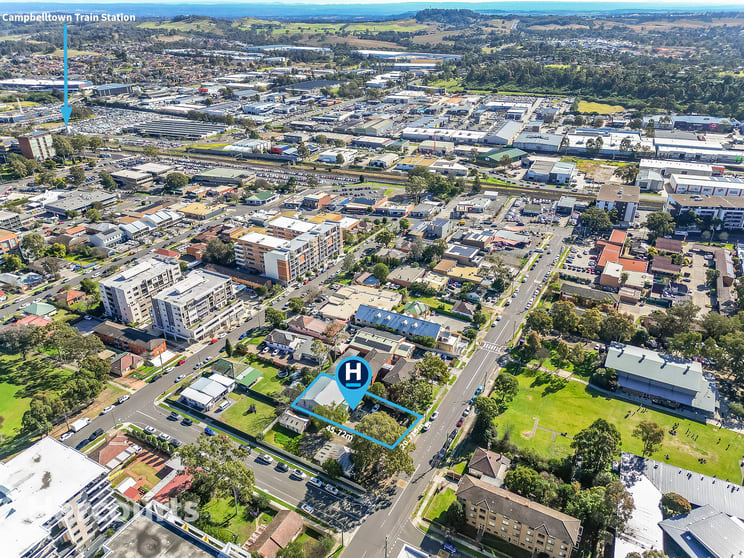 Click to view all images 23 Chamberlain Street Campbelltown NSW 2560 - Image 3