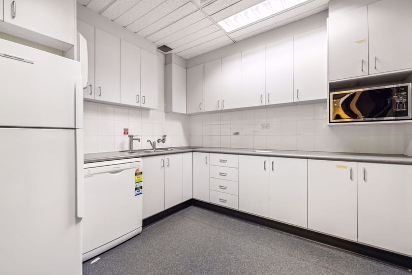 Click to view all images 20 Napier Close Deakin ACT 2600 - Image 3